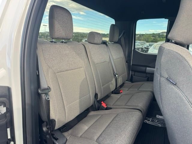 New 2026 Oxford White Ford XLT image 21