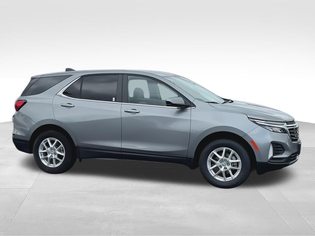 Used 2024 Gray Chevrolet LT image 9