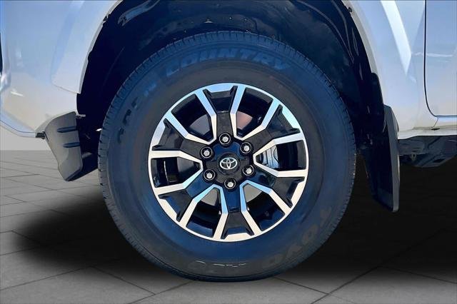 Certified Used 2023 ICE CAP Toyota  image 10
