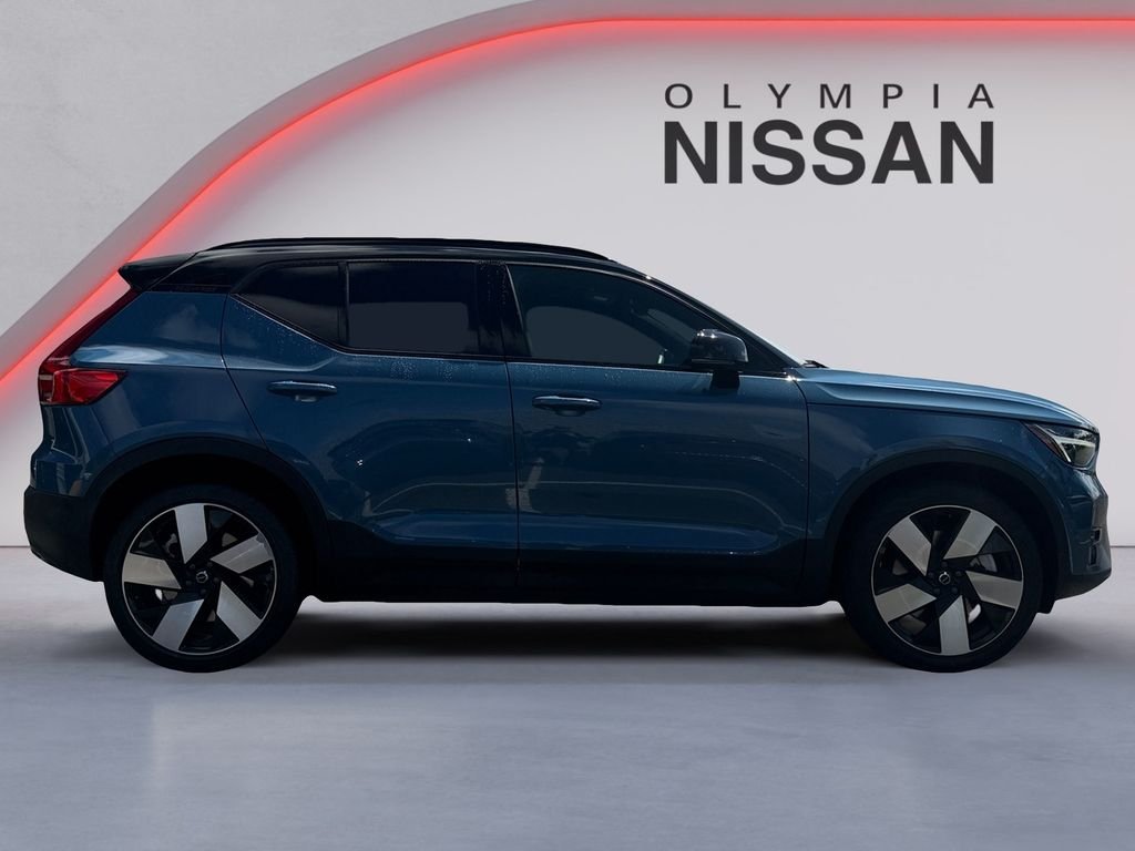 Used 2023 Blue Volvo Ultimate image 6