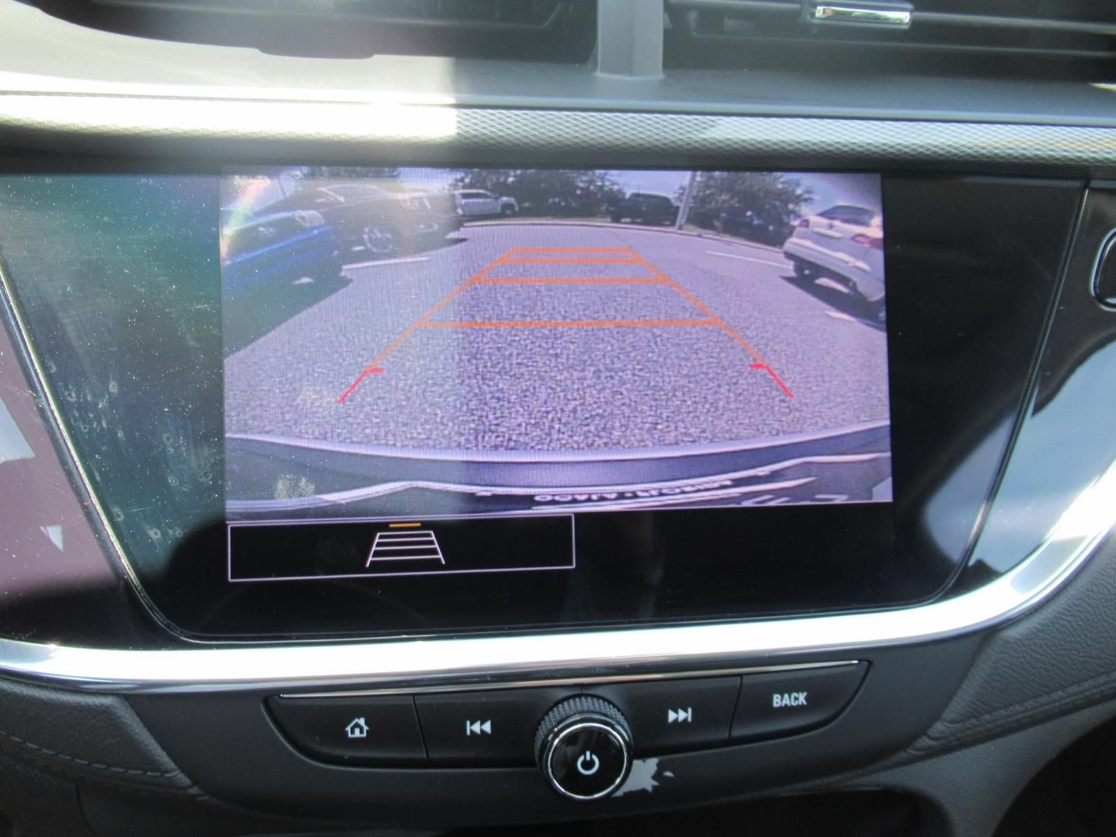 Used 2023 SUMMIT WHITE Buick Preferred image 30
