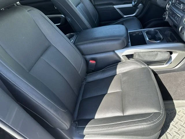 Used 2020 Black Nissan SL image 27