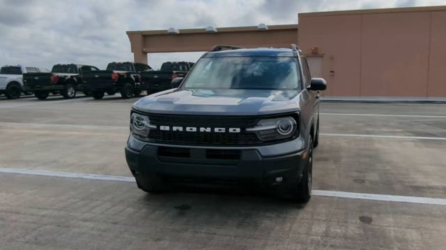 New 2026 Carbonized Gray Metallic Ford Outer Banks® image 66
