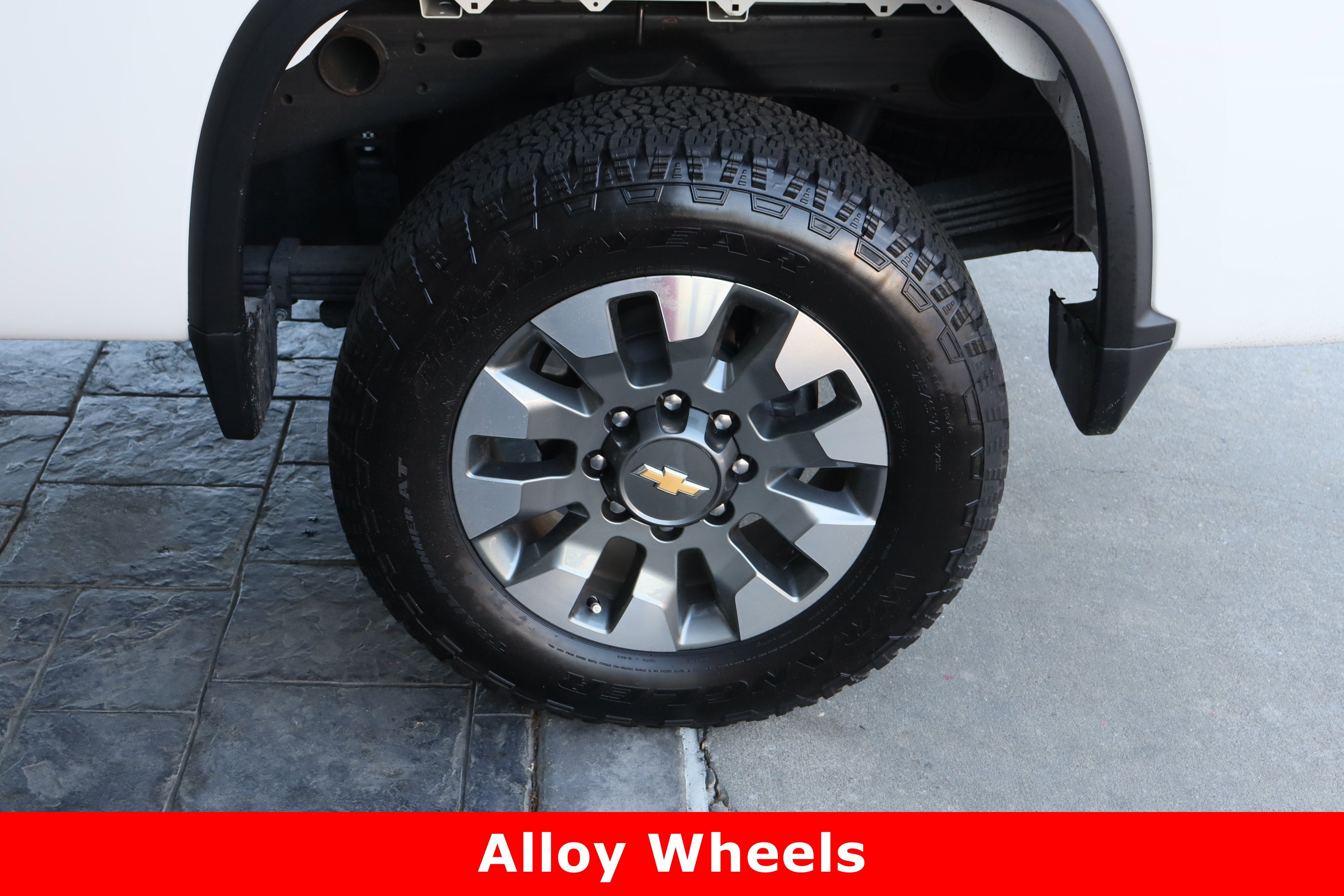 2025 Chevrolet Silverado 2500HD Custom - Photo 10