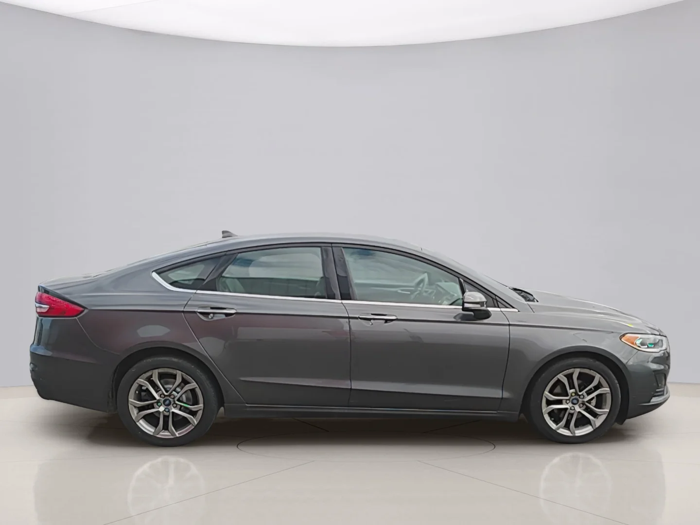 Used 2020 Gray Ford SEL image 6