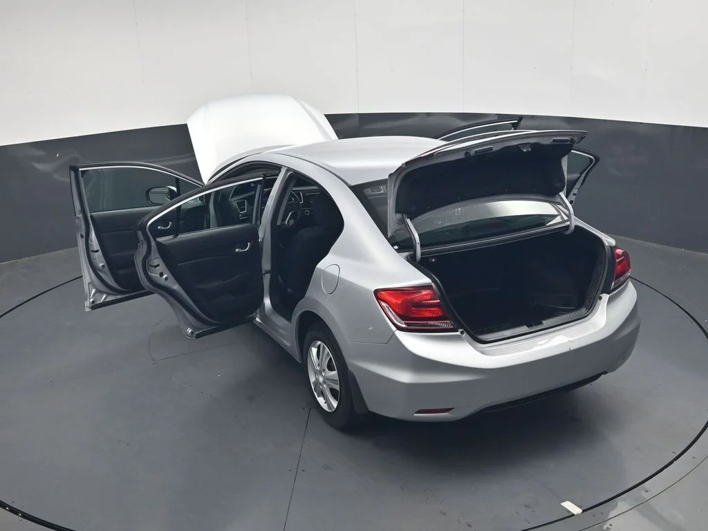 Used 2015 Silver Honda LX image 49