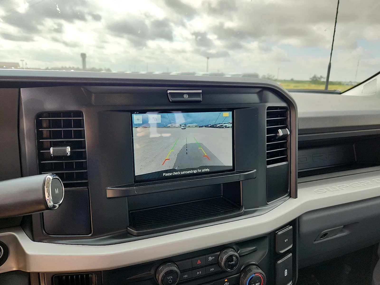 New 2026 Oxford White Ford F-250® XL image 23
