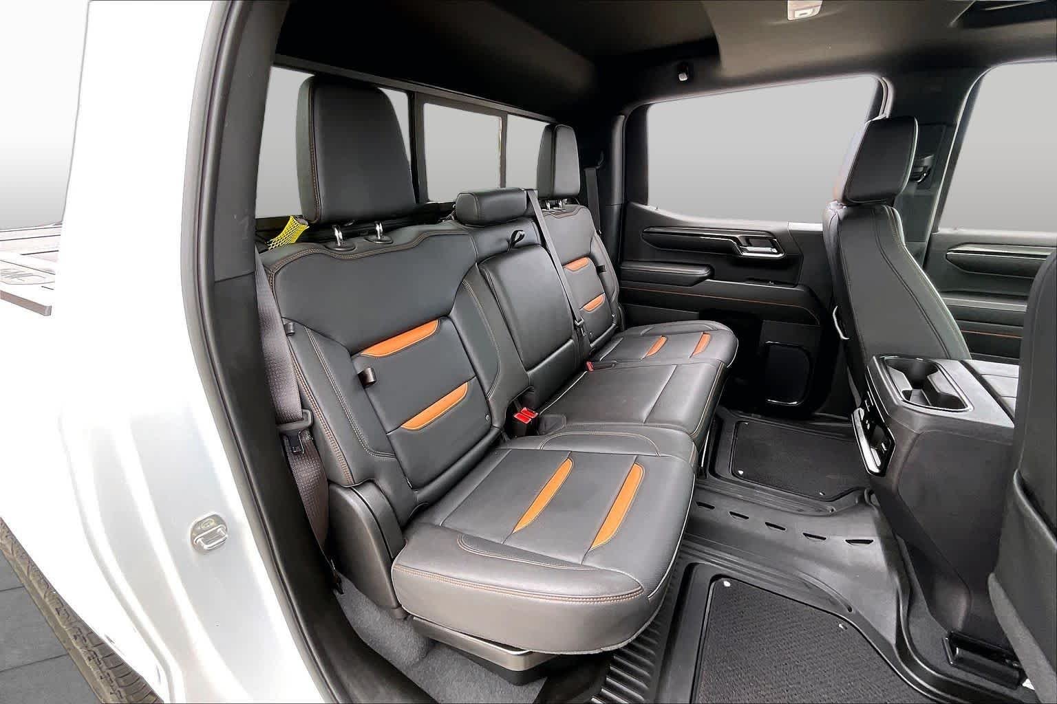 Used 2024 Summit White GMC AT4 image 21