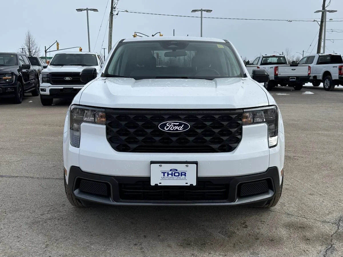 New 2026 White Ford XLT image 2