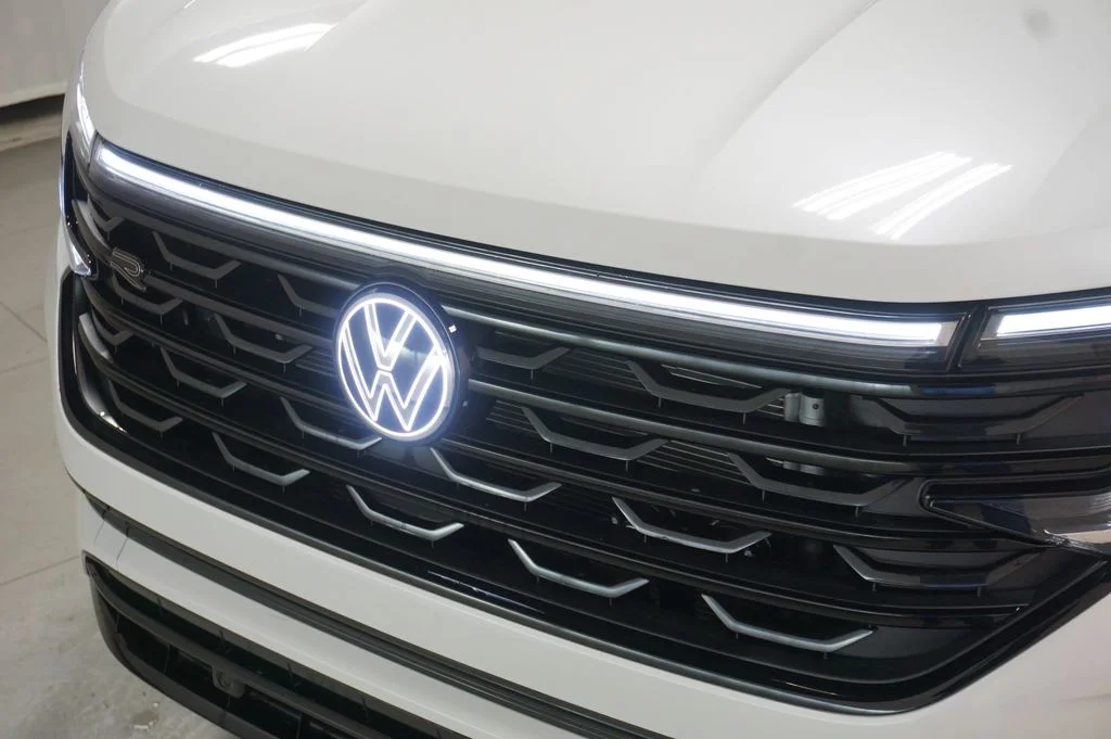 New 2026 Opal White Volkswagen 2.0T SEL R-Line Black image 37
