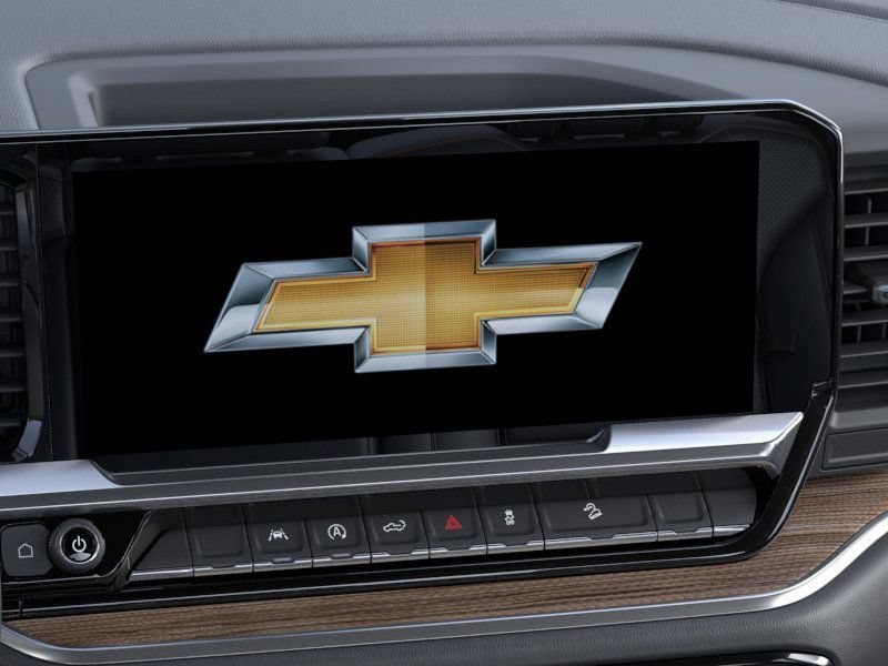 New 2026 Summit White Chevrolet LT image 21