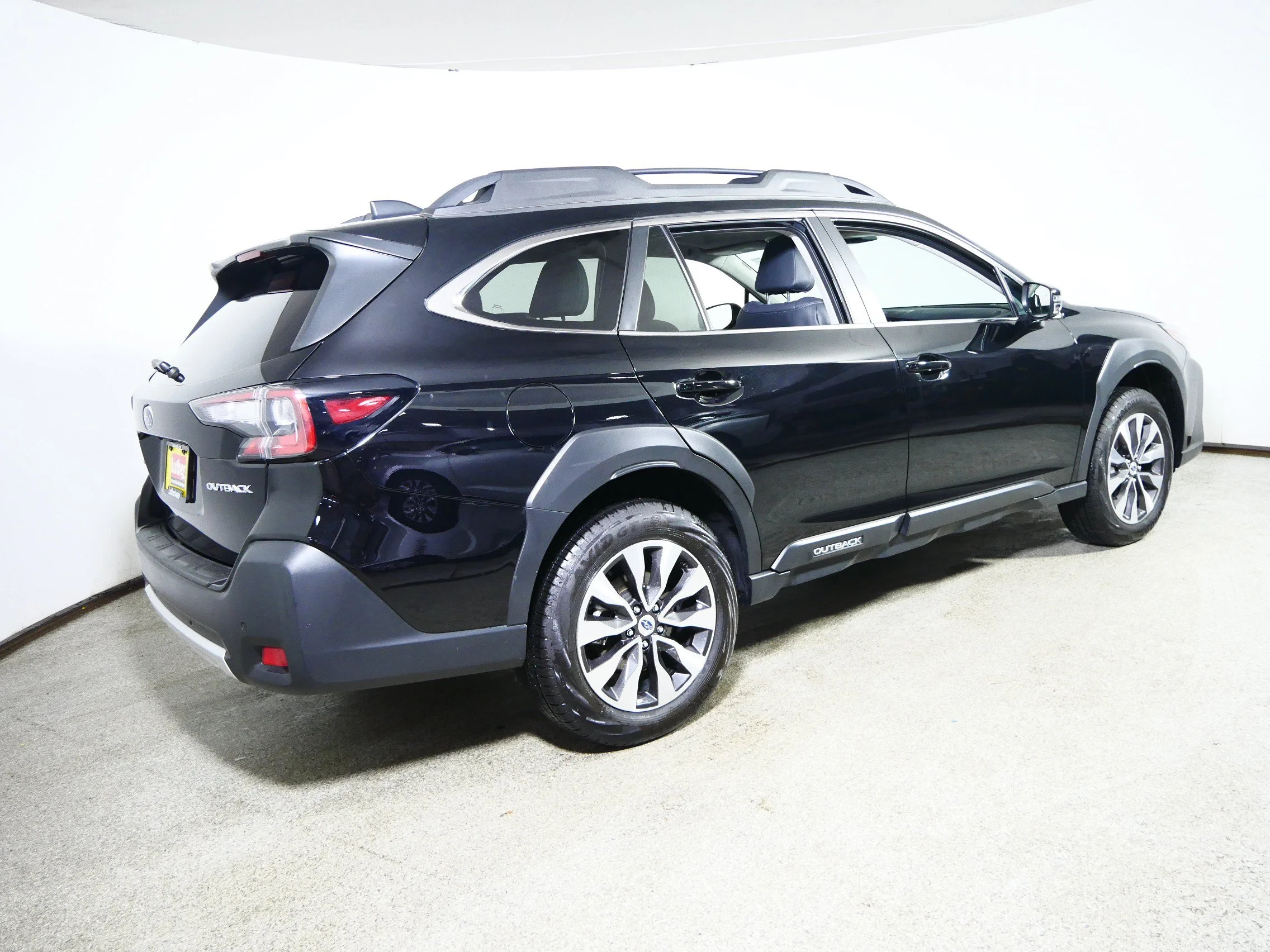 Used 2025 Crystal Black Silica Subaru Limited image 7