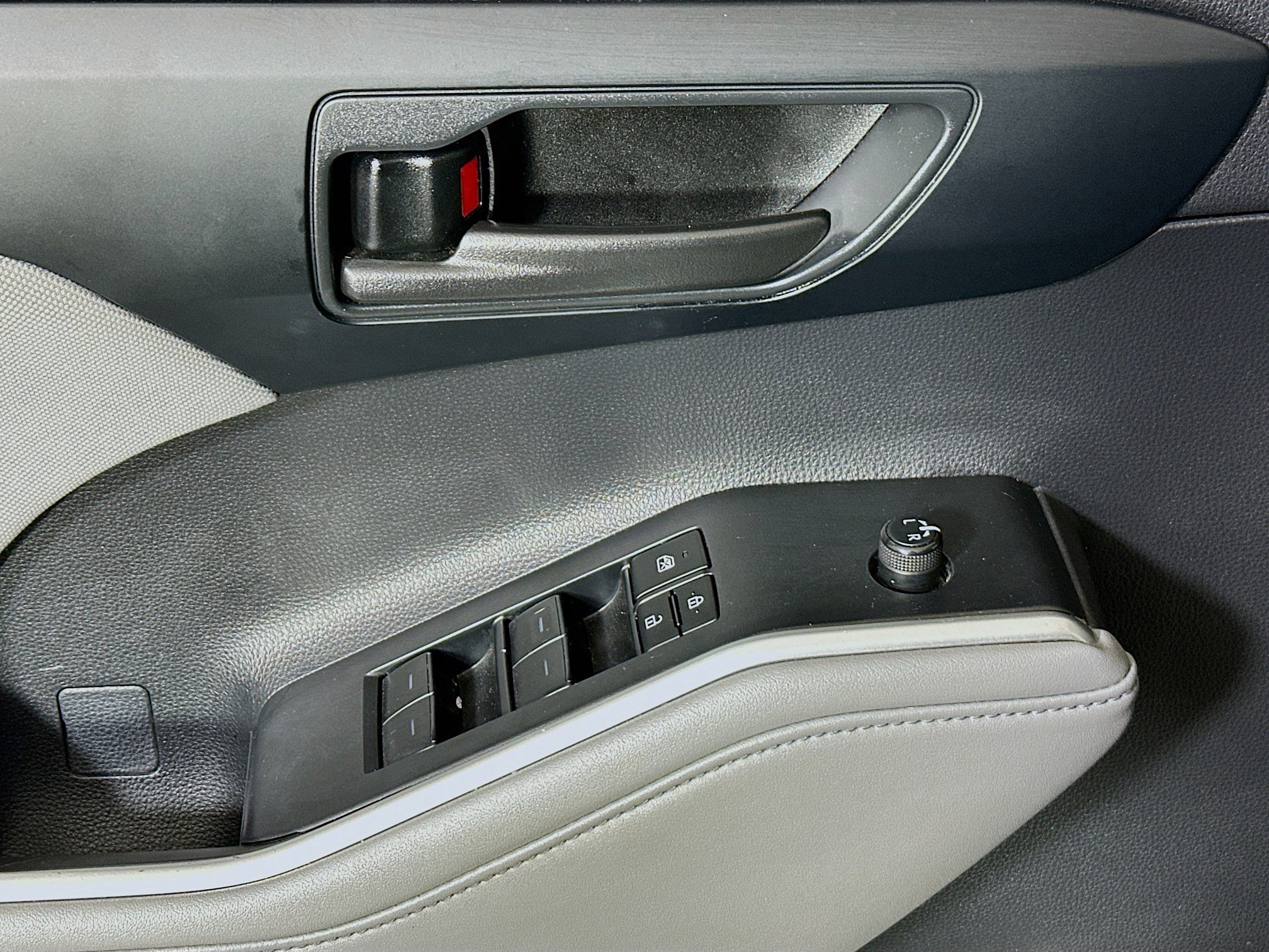 Used 2023 Midnight Black Metallic Toyota LE image 14
