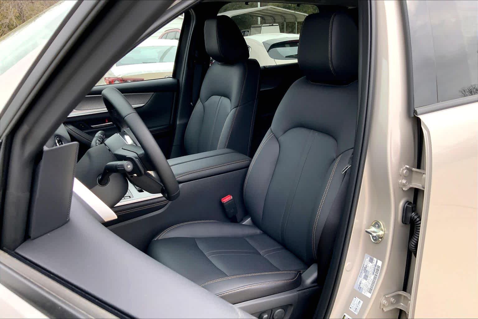 New 2026 Platinum Quartz Metallic Mazda Preferred AWD image 9