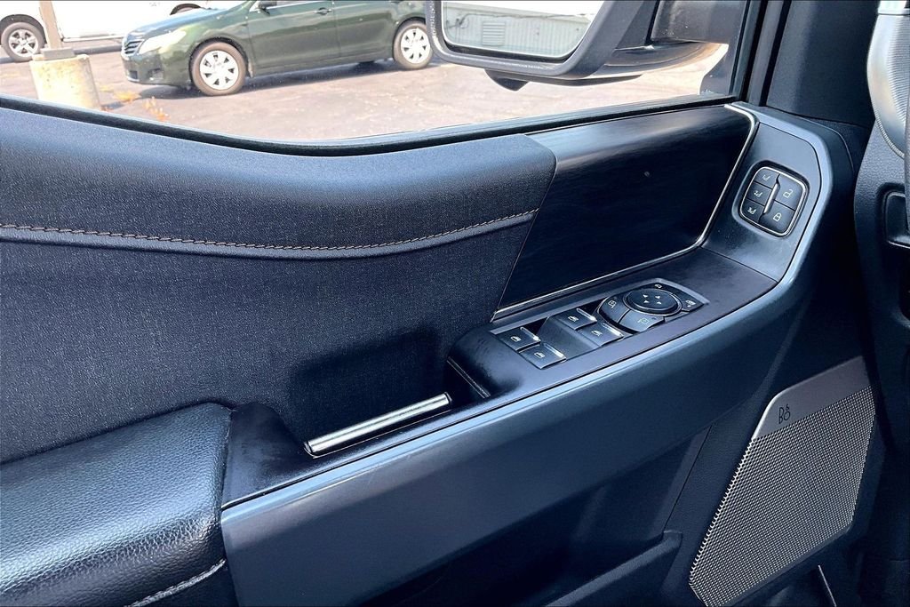 Used 2024 Black Metallic Ford Lariat image 37