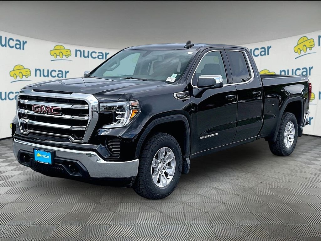 Used 2019 Black GMC SLE image 3