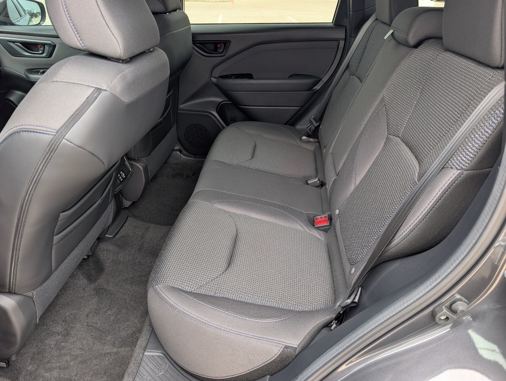 New 2026 MAGNETITE GRAY METALLIC Subaru Premium image 19