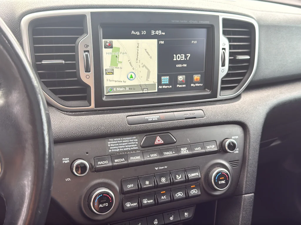Used 2017 Red Kia EX image 14