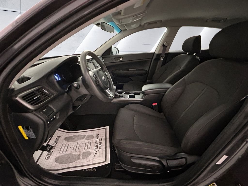 Used 2016 Gray Kia LX image 7