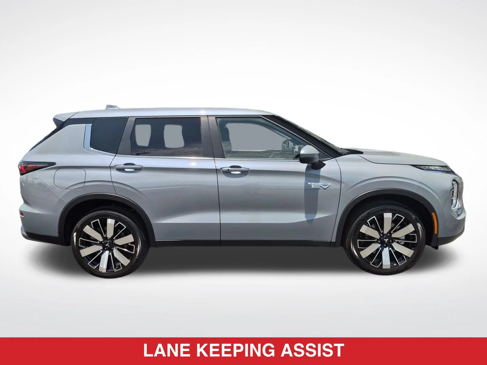New 2026 Gray Mitsubishi SE image 6