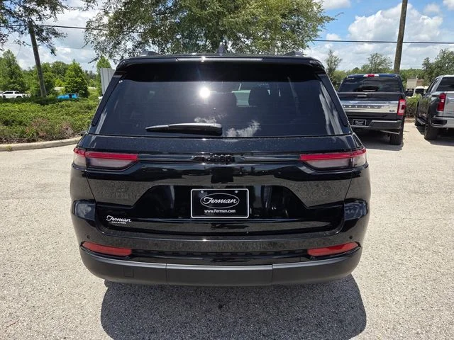 Certified Used 2025 Black Jeep Altitude image 11