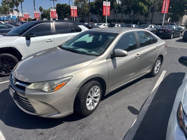 2016 Toyota Camry XLE