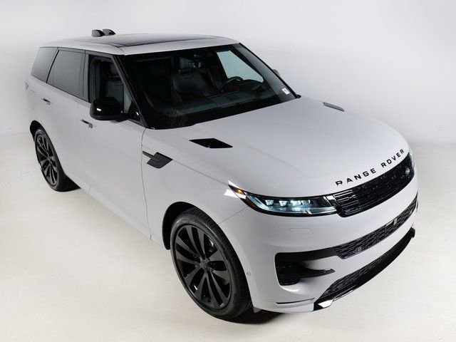 New 2026 Borasco Grey Land Rover Dynamic SE image 28