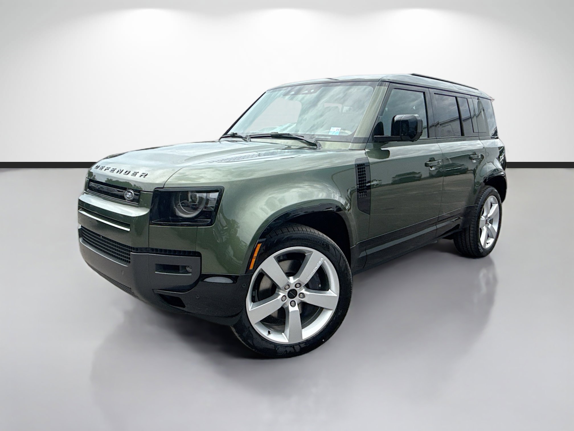 New 2026 Woolstone Green LAND ROVER X-Dynamic SE image 1