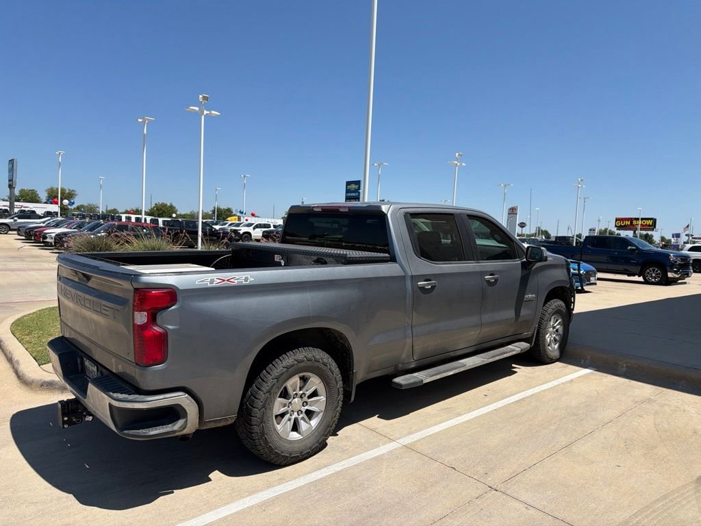 Used 2019 Gray Chevrolet LT image 2