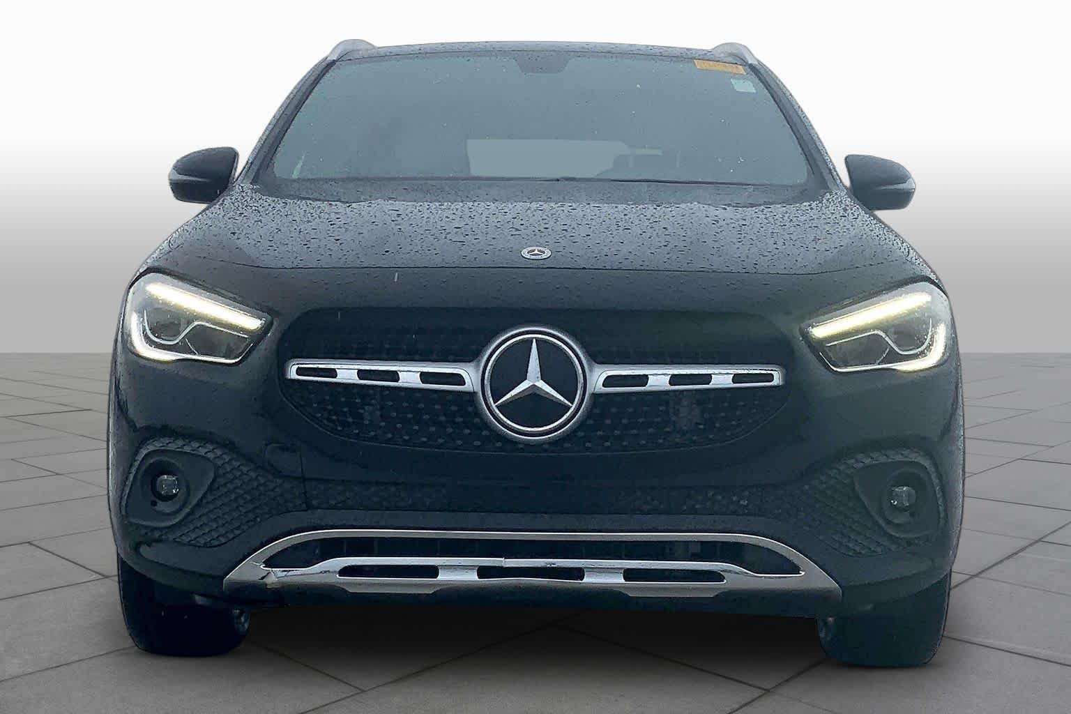 Used 2021 Night Black Mercedes-Benz GLA 250 image 4