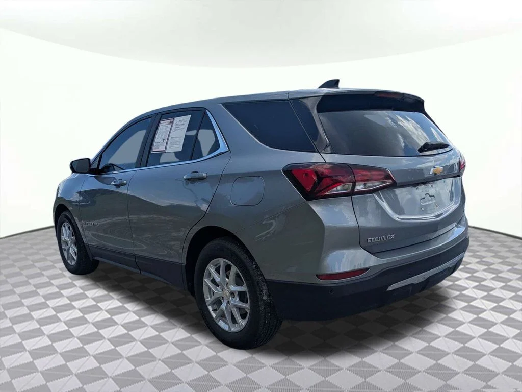 Used 2024 Gray Chevrolet LT image 5