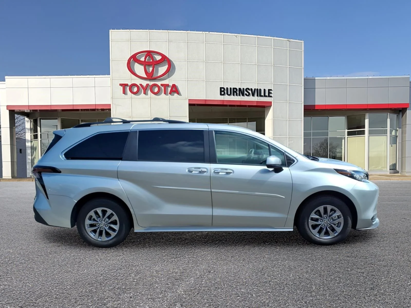 Certified 2023 Toyota Sienna LE with VIN 5TDKSKFC9PS074234 for sale in Burnsville, Minnesota