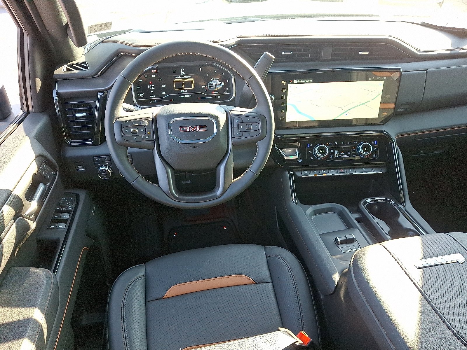 2025 GMC Sierra 2500HD AT4 - Photo 13