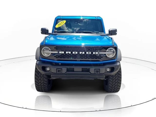 Used 2025 Blue Ford Badlands image 2