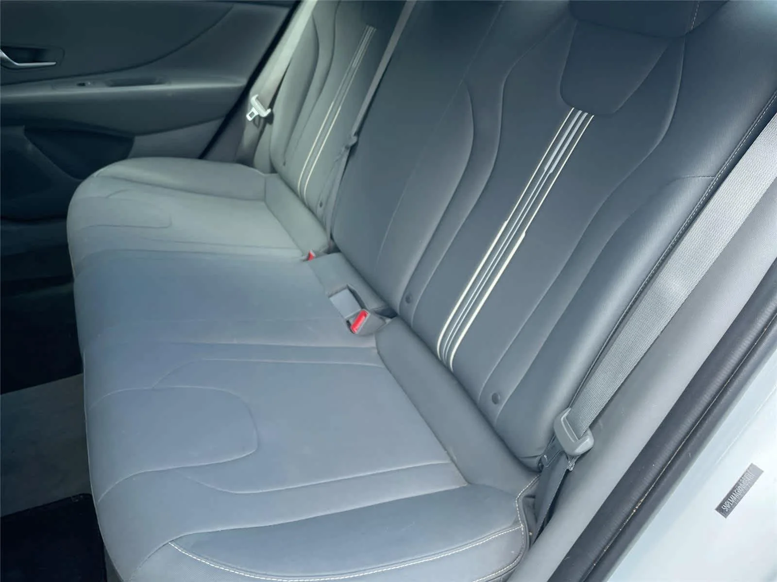 Used 2022 Quartz White Hyundai SEL image 11