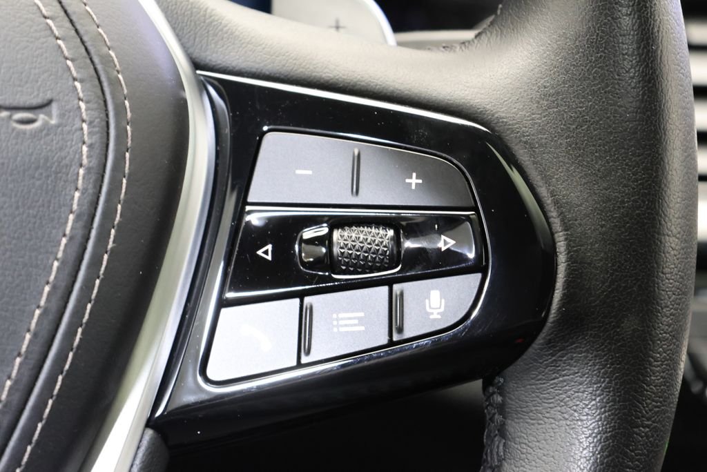 2023 BMW 5 Series 540i - Photo 19