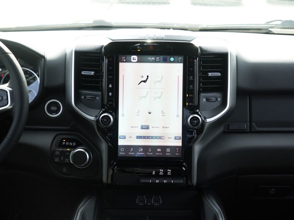 New 2026 Bright White Clear-Coat Exterior Paint RAM Big Horn/Lone Star image 25