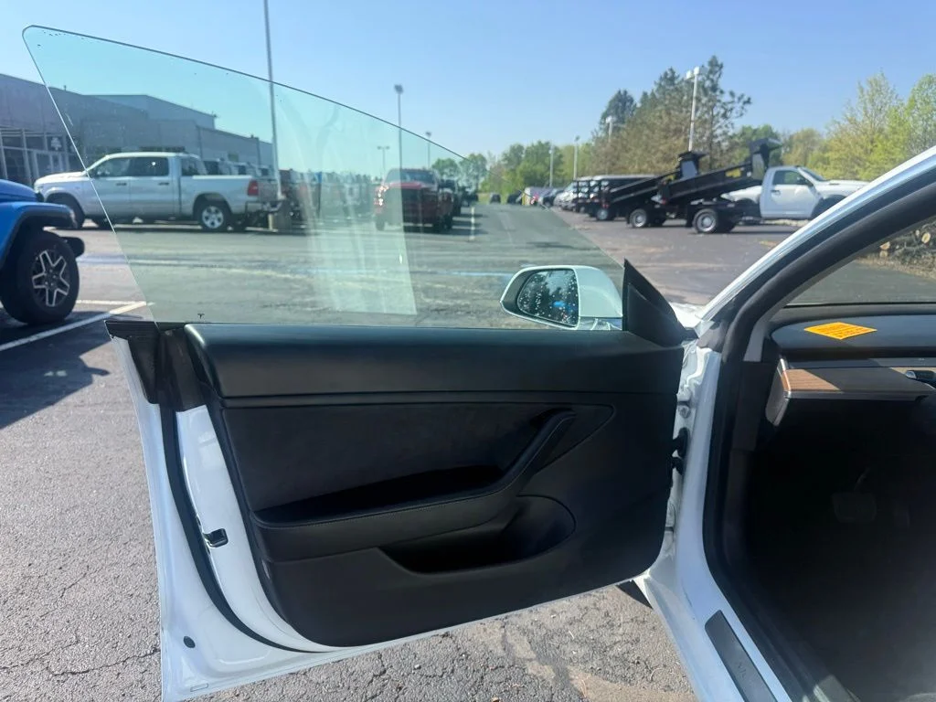 Used 2020 White Tesla Long Range image 10