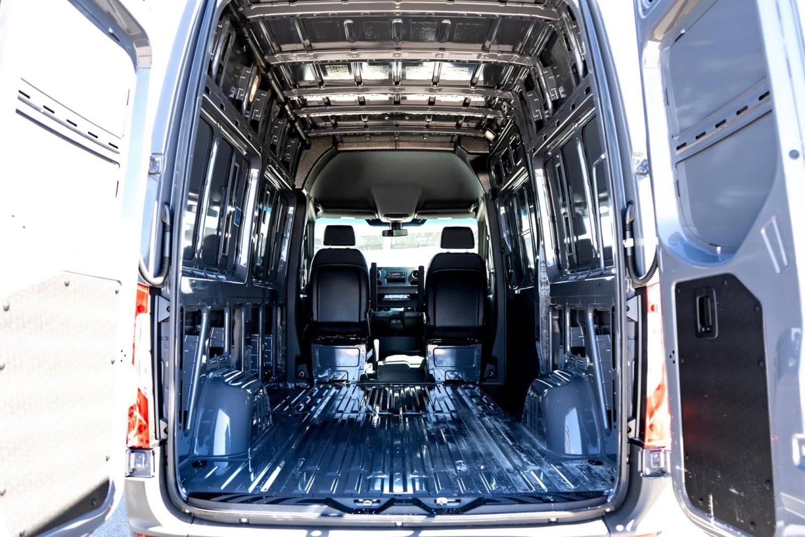2025 Mercedes-Benz Sprinter Cargo Van Base - Photo 9