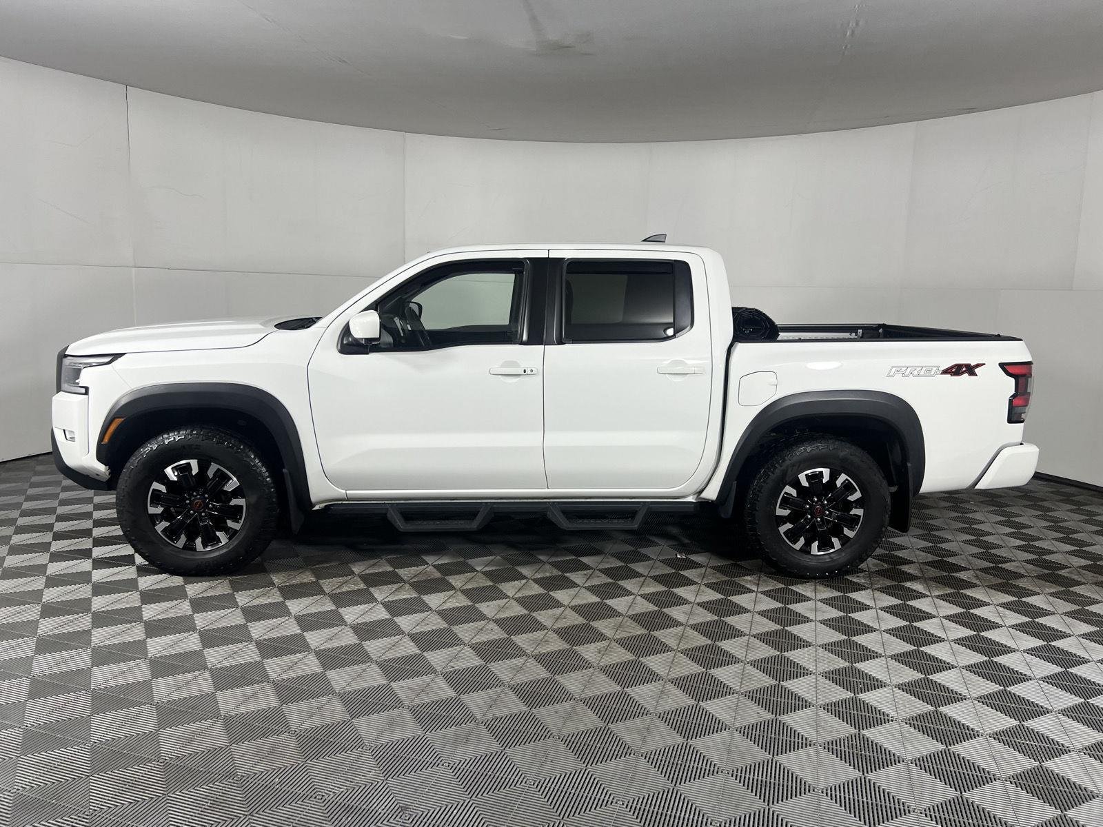 Used 2023 Glacier White Nissan PRO-4X image 5