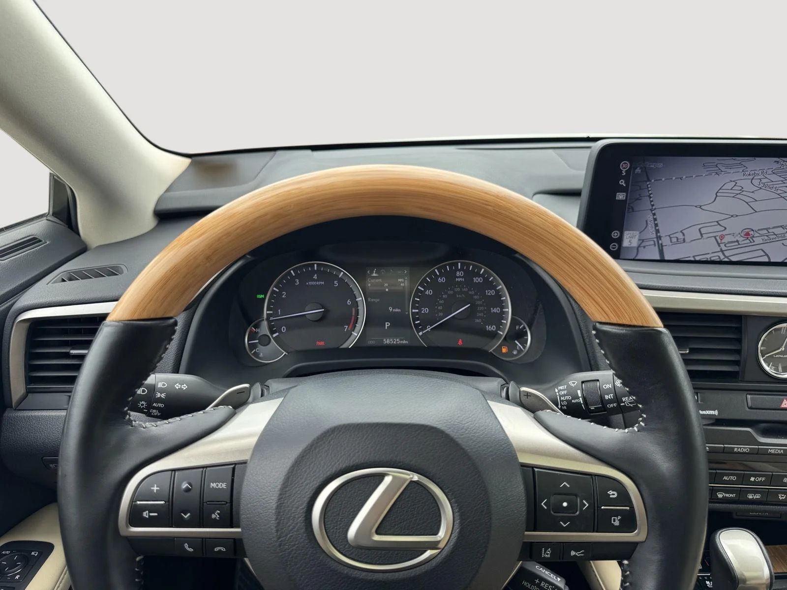 Certified Used 2022 Eminent White Pearl Lexus RX 350L image 4