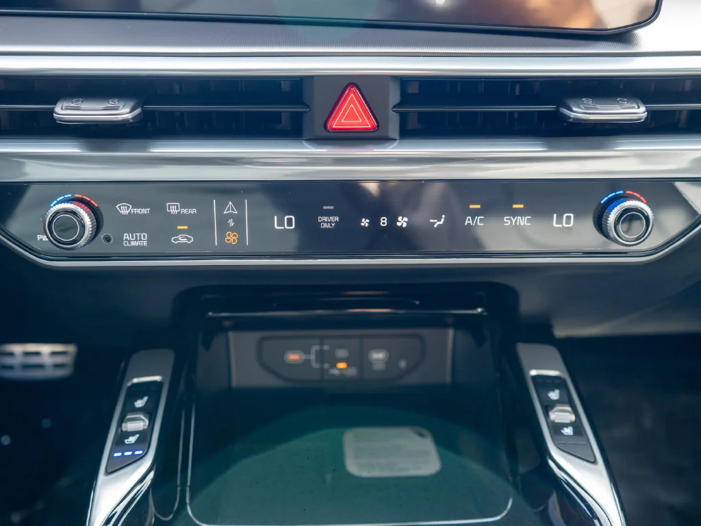New 2026 Volcanic Sand Kia X-Line SX Prestige AWD image 27