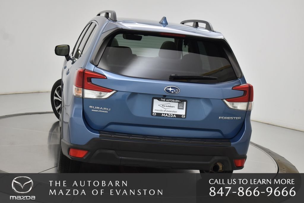 Used 2021 Horizon Blue Subaru Limited image 9