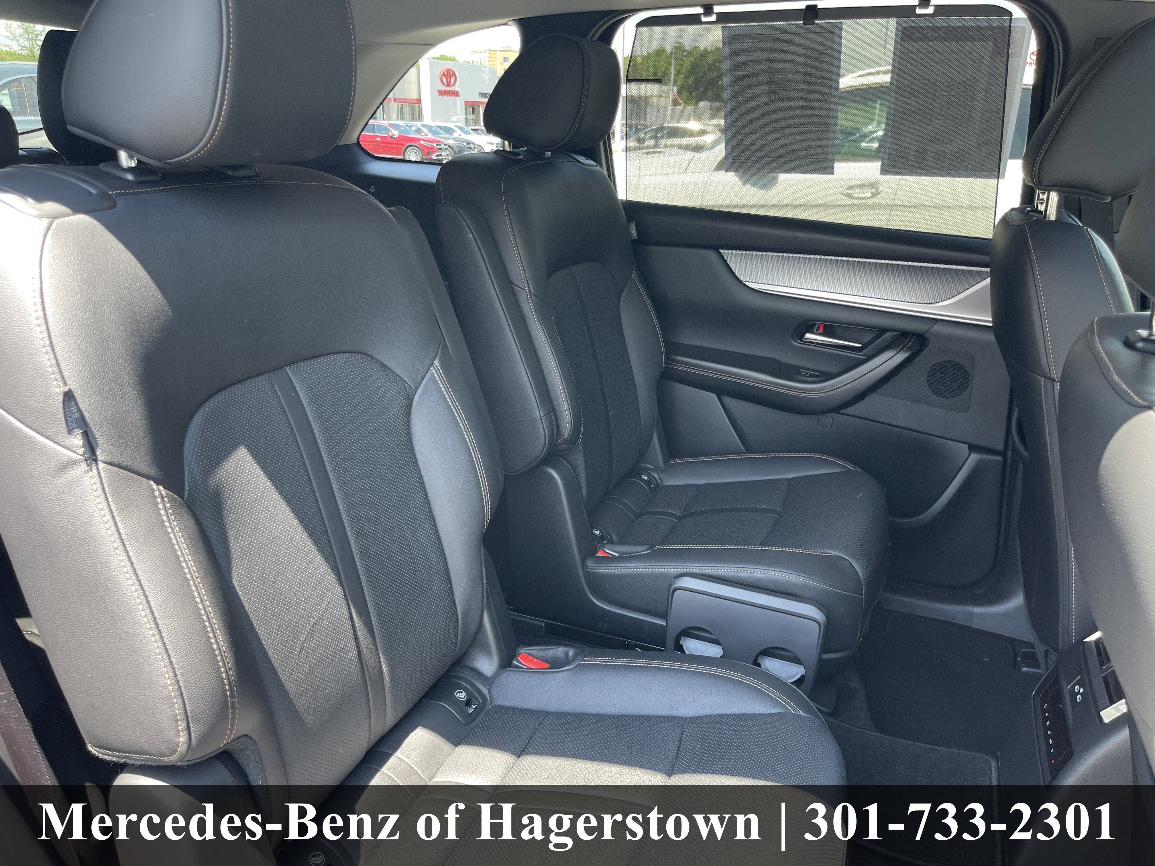 Used 2024 Deep Crystal Blue Mica Mazda Preferred AWD image 29