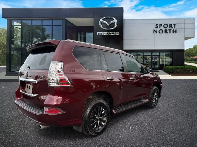 Used 2022  Lexus 460 image 3