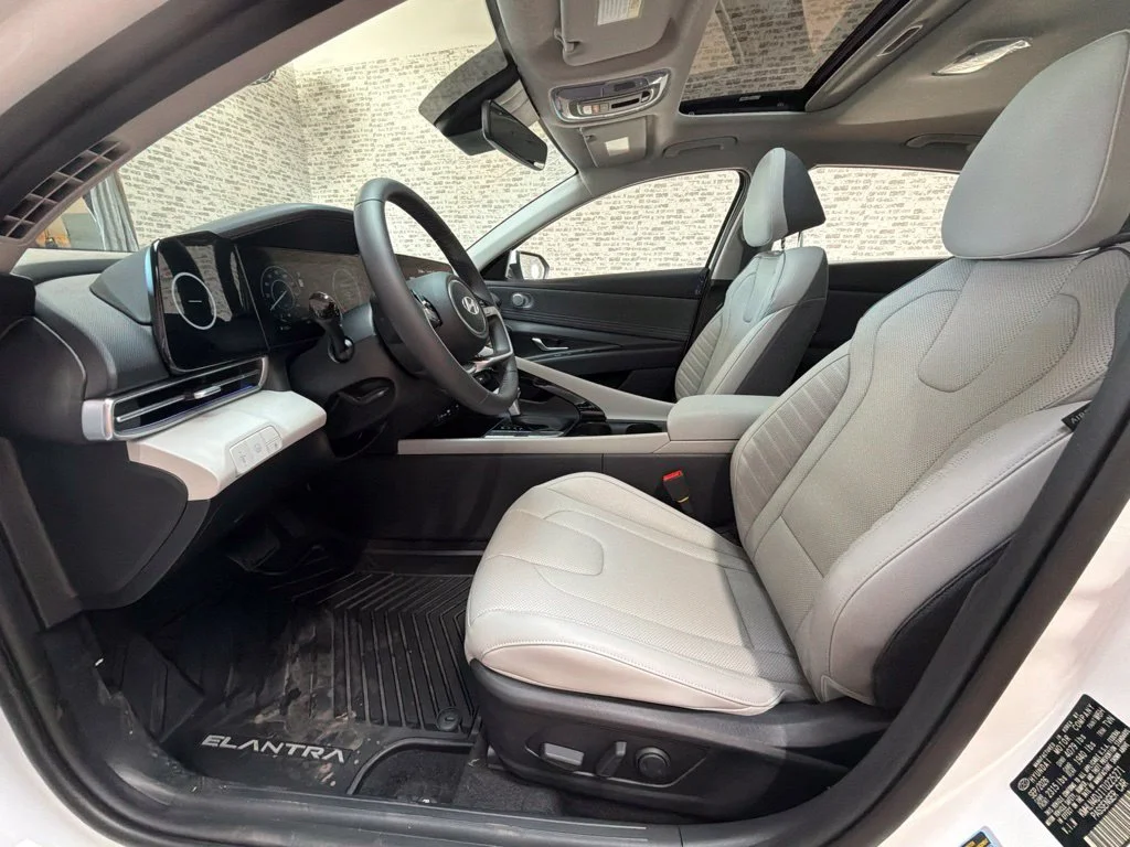 New 2026 Serenity White Hyundai Limited image 28