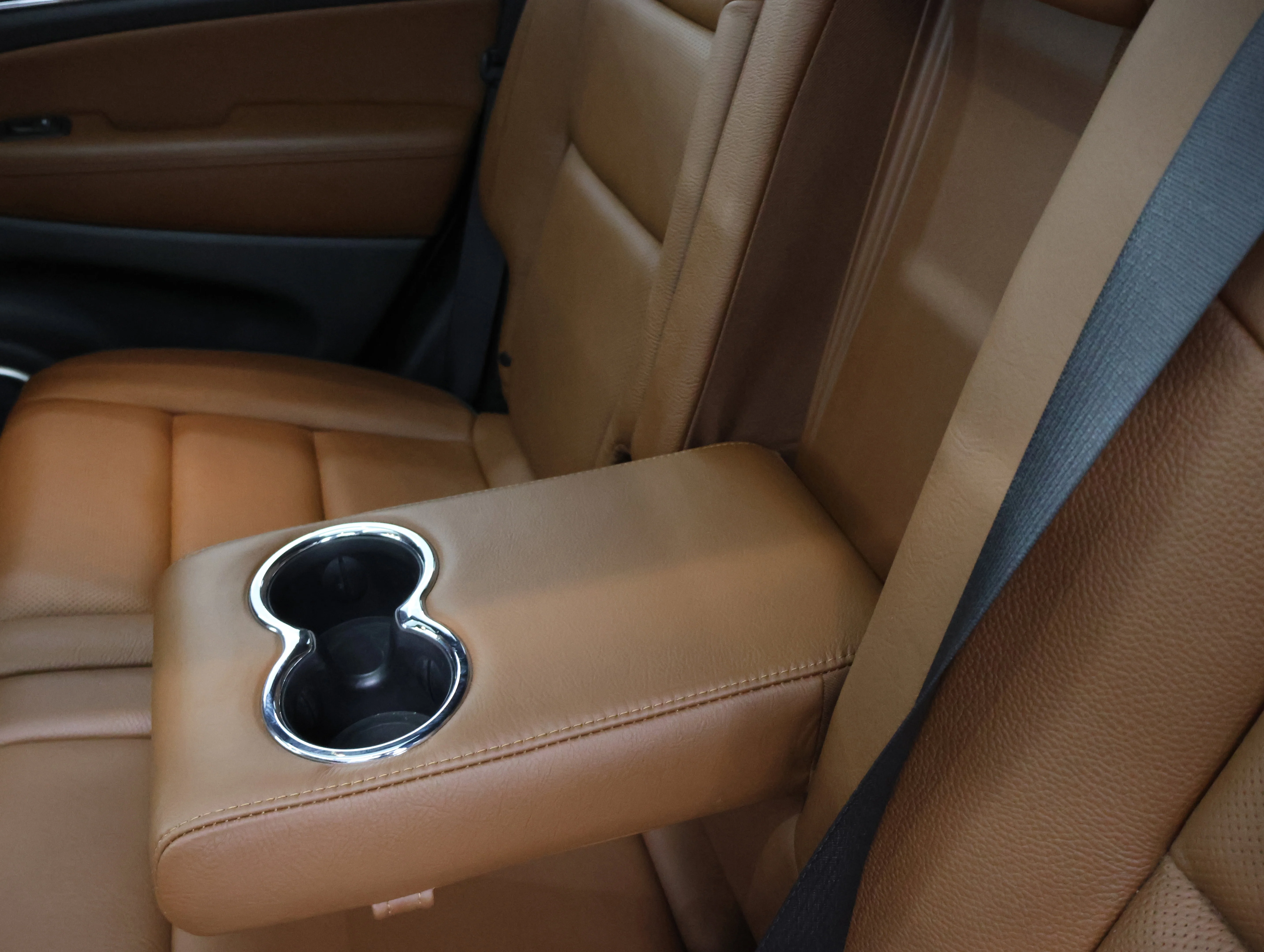 Used 2020 Bright White Clearcoat Jeep Summit image 35