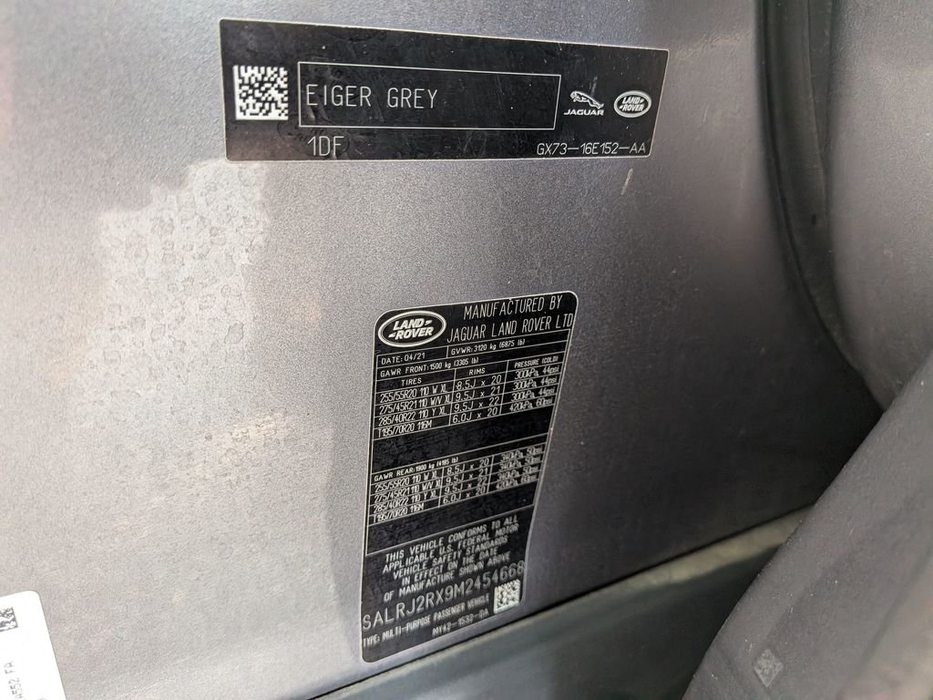Used 2021  Land Rover S image 32