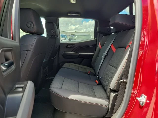 2026 Chevrolet Colorado Z71 - Photo 12