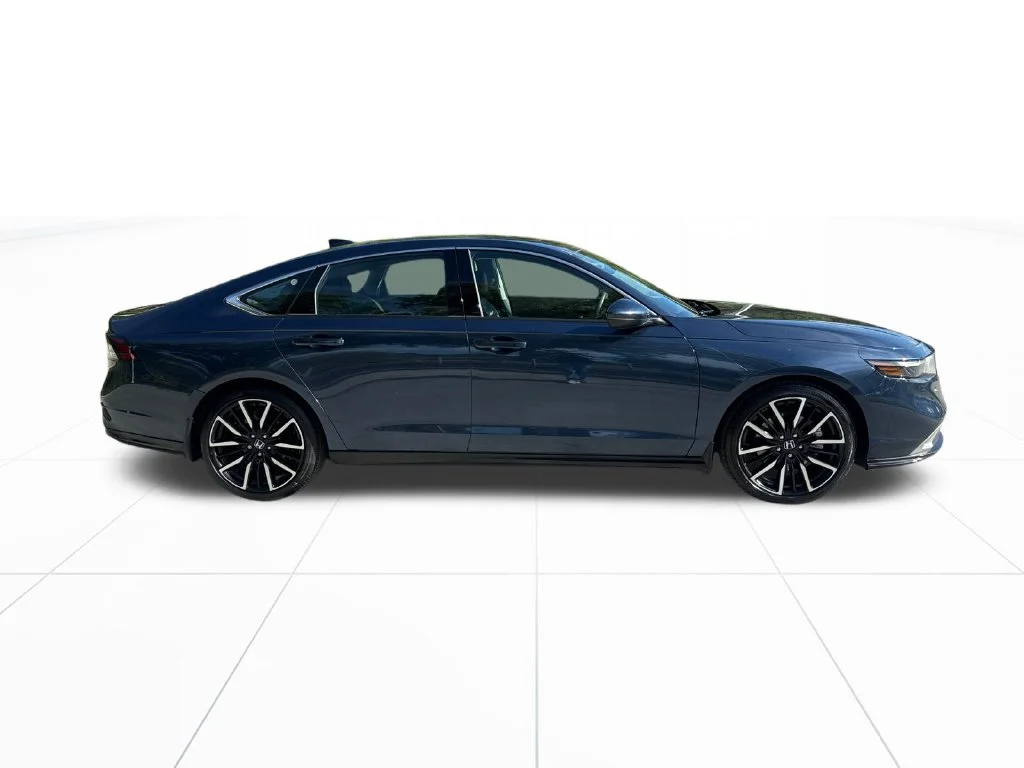 Certified Used 2023 Canyon River Blue Metallic Honda Touring image 10